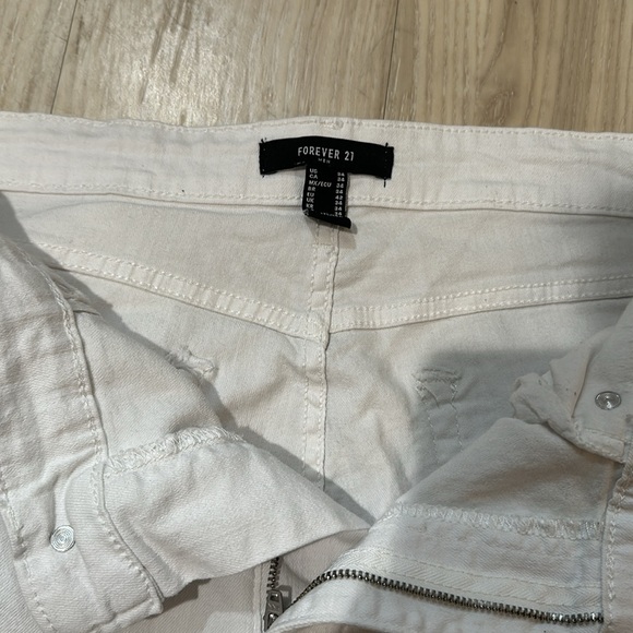 Forever21 white skinny jeans size 34 - Picture 2 of 4